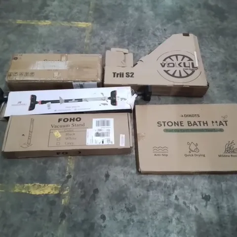 PALLET CONTAINING ASSORTED ITEMS TO INCLUDE: SCOOTERS, VACUUM STAND, PULL UP BAR, STONE BATH MAT ECT