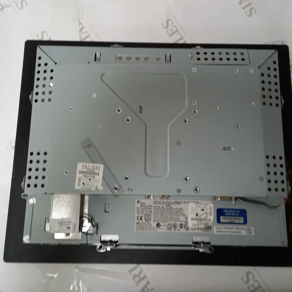 ELO TOUCHSYSTEMS 15" TOUCHSCREEN MONITOR ET1537L
