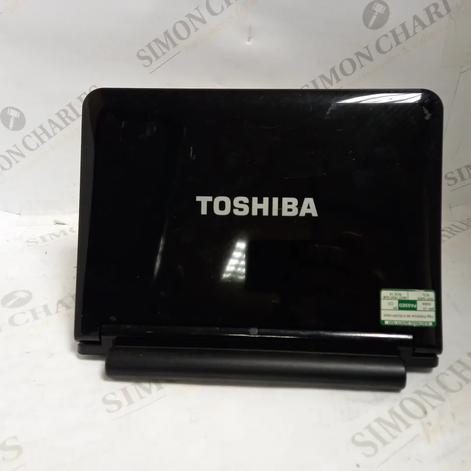 TOSHIBA NB200-11L 10" LAPTOP