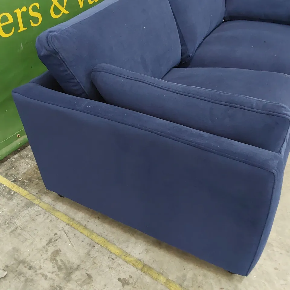 QUALITY BRITISH MADE LOUNGE Co TWO SEATER SOFA BLUE PLUSH FABRIC 