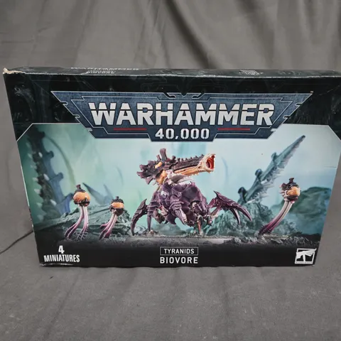 WARHAMMER 40,000 TYRANIDS BIOVORE - 4 MINIATURES