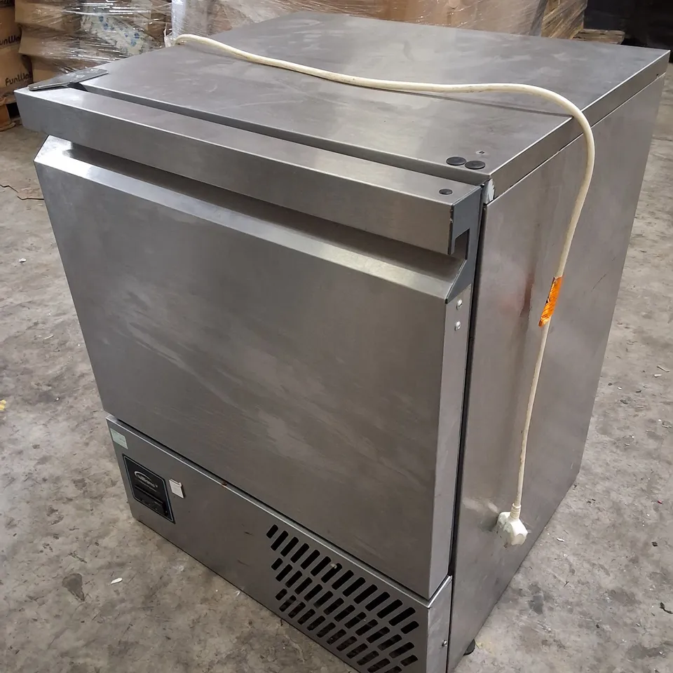 WILLIAMS H5UC HC R2 COMMERCIAL UNDERCOUNTER REFRIGERATOR