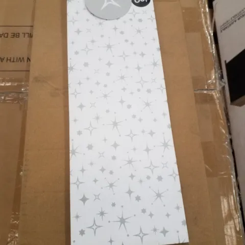 BOX CONTAINING 36 BOTTLE BAGS