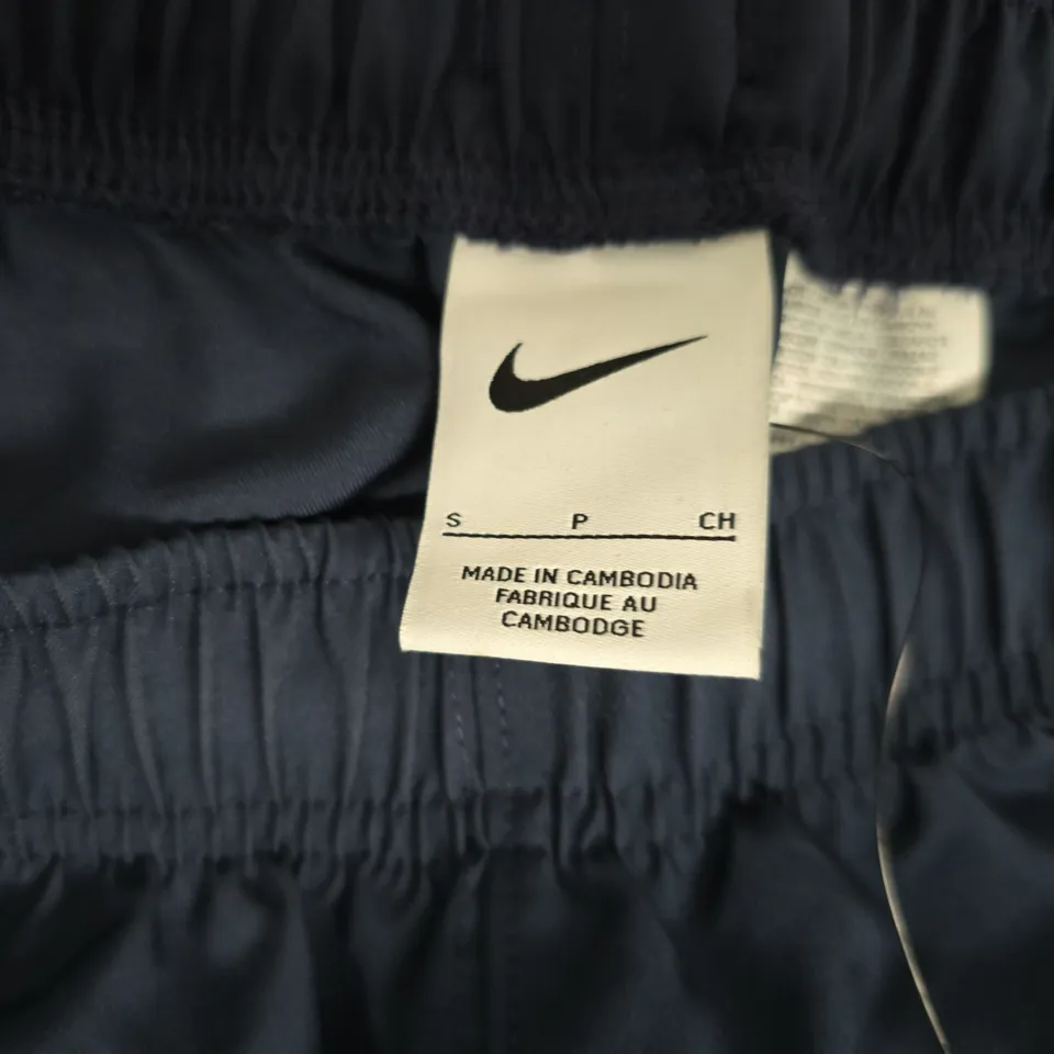 NIKE TEAM RUGBY SHORT – OBSIDIAN, SIZE S (MEN'S)