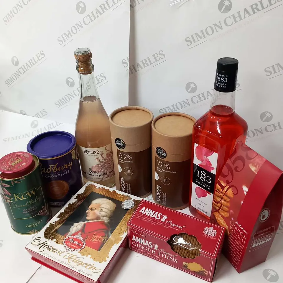 APPROXIMATELY 10 ASSORTED FOOD AND DRINK PRODUCTS TO INCLUDE; BUITEMANS, 1883, ANNAS, REBEL, CADBURY'S AND KEW