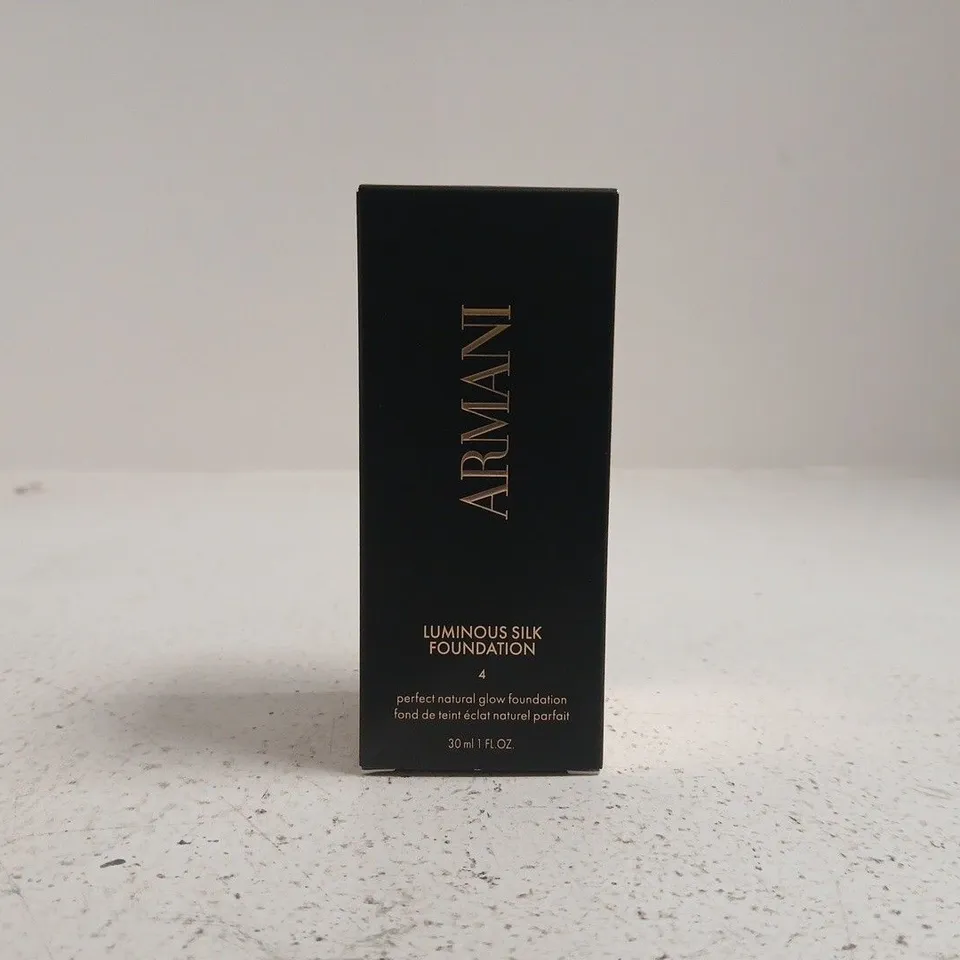 ARMANI LUMINOUS SILK FOUNDATION – SHADE 4, 30 ML