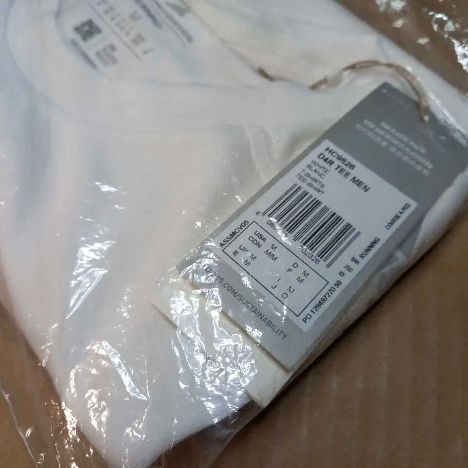 PACKAGED NIKE WHITE RUNNING TEE - MEDIUM