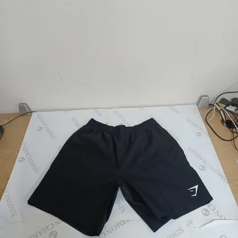GYMSHARK ARRIVAL SHORTS 7" BLACK - SMALL