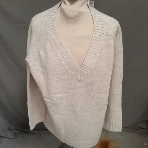 MNG V NECK SWEATER IN SAND SIZE S