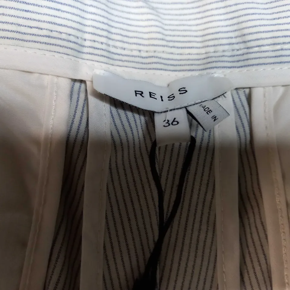 REISS RHYME FINE STRIPE SHORTS - SIZE W36