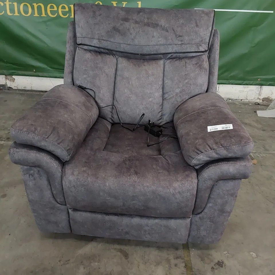 DESIGNER POWER RECLINING EASY CHAIR CHARCOAL LEATHER WITH BLACK PIPING 