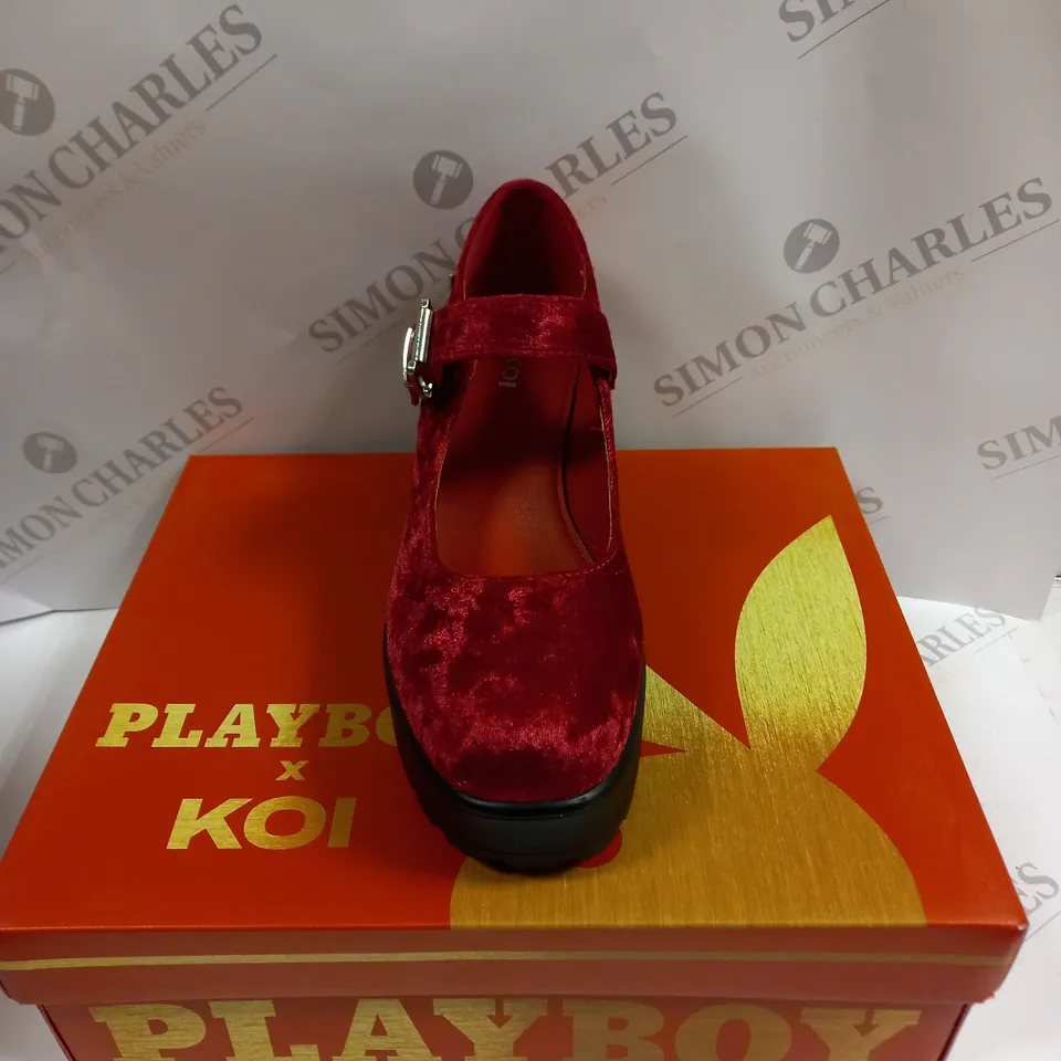 BOXED KOI FOOTWEAR TRIA PLAYBOY MARY JANE 'FIERY VIGILANTE EDITION - 6