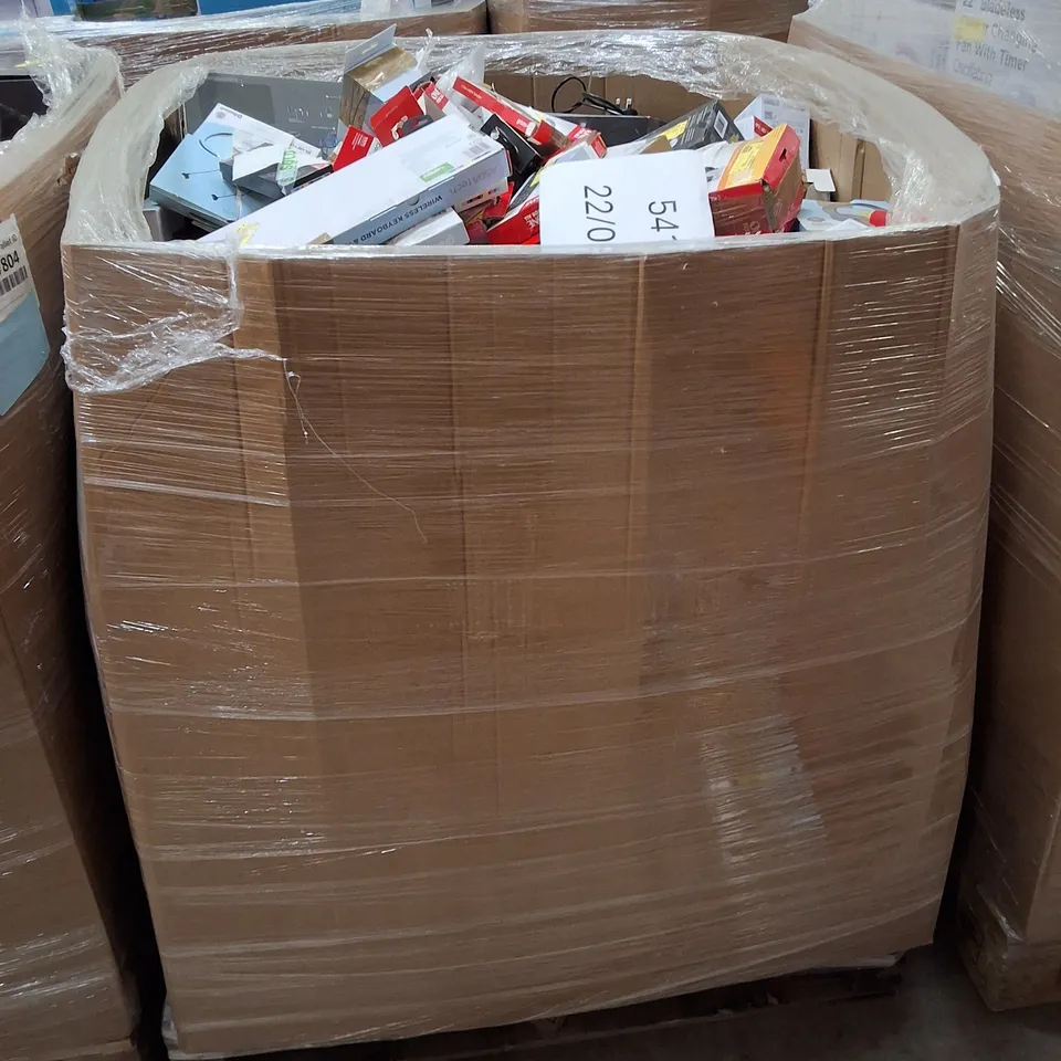 PALLET CONTAINING ASSORTED ELECTRICAL RETURNS INCLUDING HOME SECURITY WIFI CAMERA, AERIALS, BRIGHT BEATS SPEAKER, GAMING KIT, HEADPHONES & BLUETOOTH CD BOOMBOX