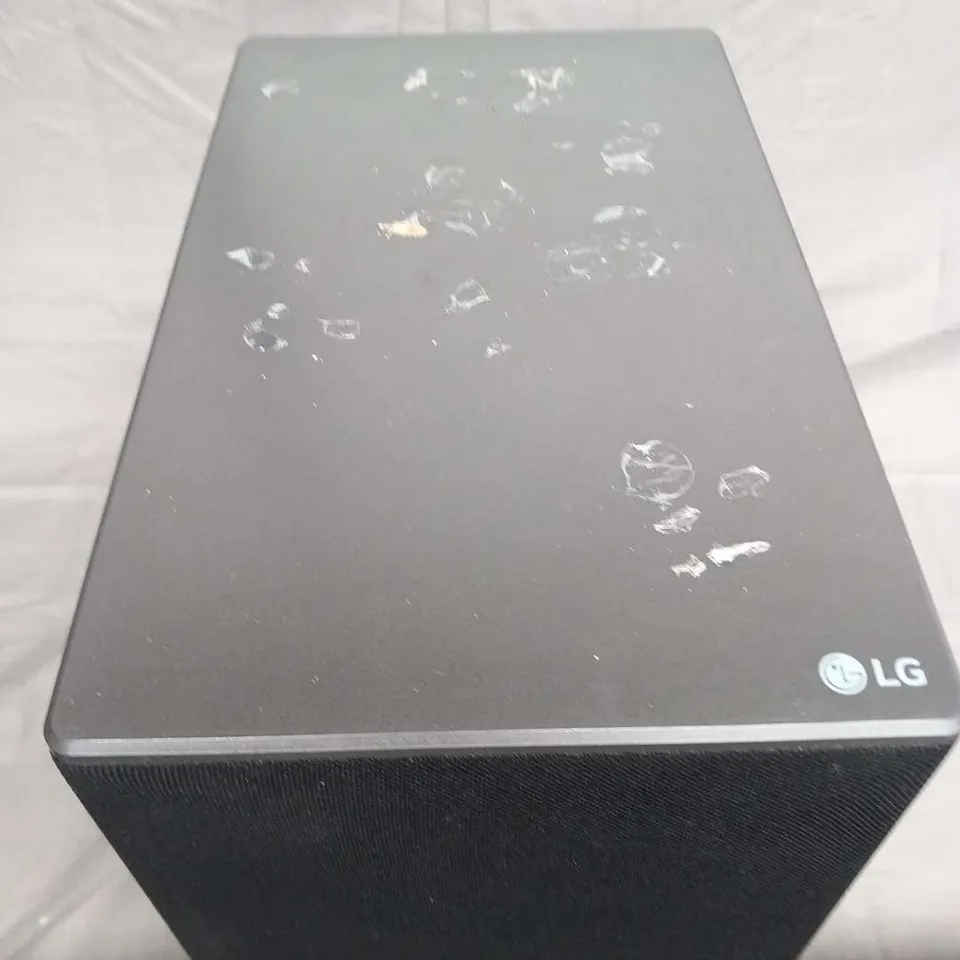 LG SOUNDBAR GX FLUSH MOUNT 3.1 CH HIGH RES AUDIO SOUNDBAR WITH DOLBY ATMOS(2 BOXES)
