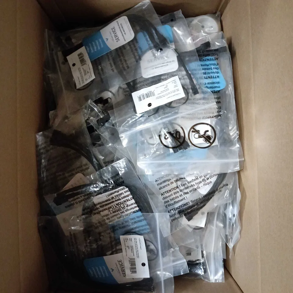 BOX OF MIXED ELECTRICALS INCLUDING APPROXIMATELY 50 WIRE HOLDERS, APPROXIMATELY 60 3 PIN TO 3 PIN