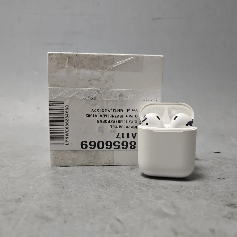 APPLE AIRPODS WITH CHARGING CASE A1602