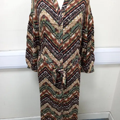 APRICOT CHEVRON SHIET MIDAXI DRESS - XL