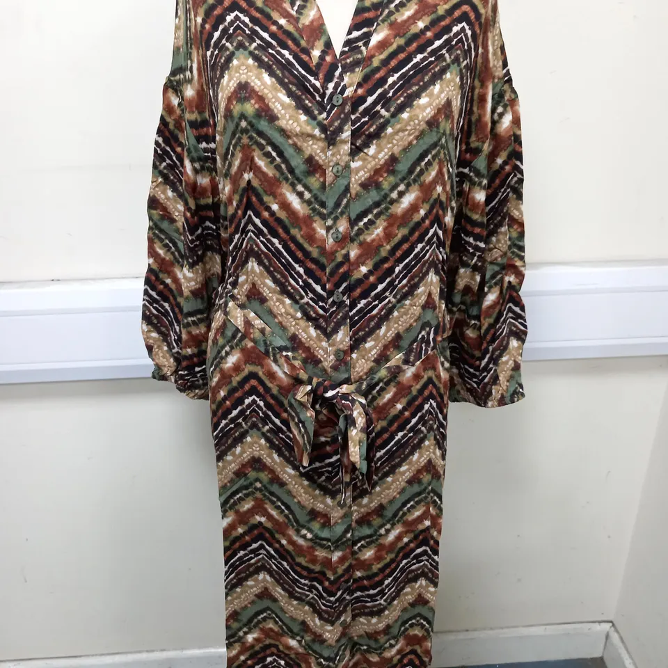 APRICOT CHEVRON SHIET MIDAXI DRESS - XL