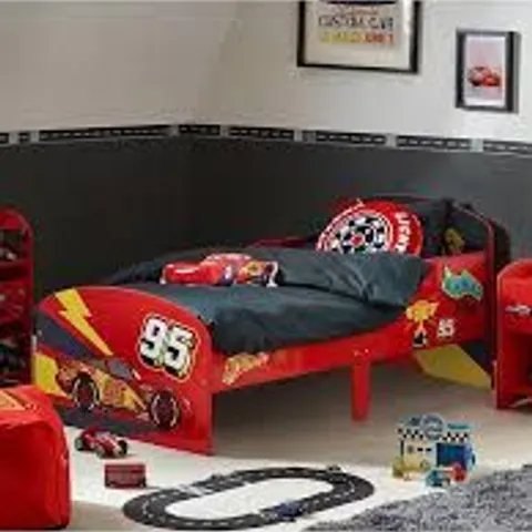 BOXED DISNEY PIXAR LIGHTENING MCQUEEN TODDLER BED - COLLECTION ONLY 