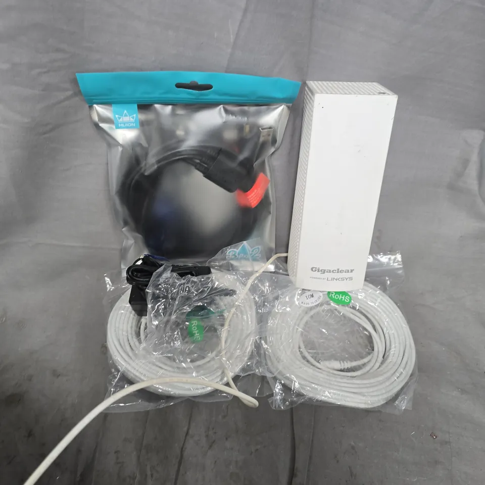 APPROXIMATELY 12 ASSORTED HOUSEHOLD ITEMS TO INCLUDE CABLES & WIFI ACCESSORIES