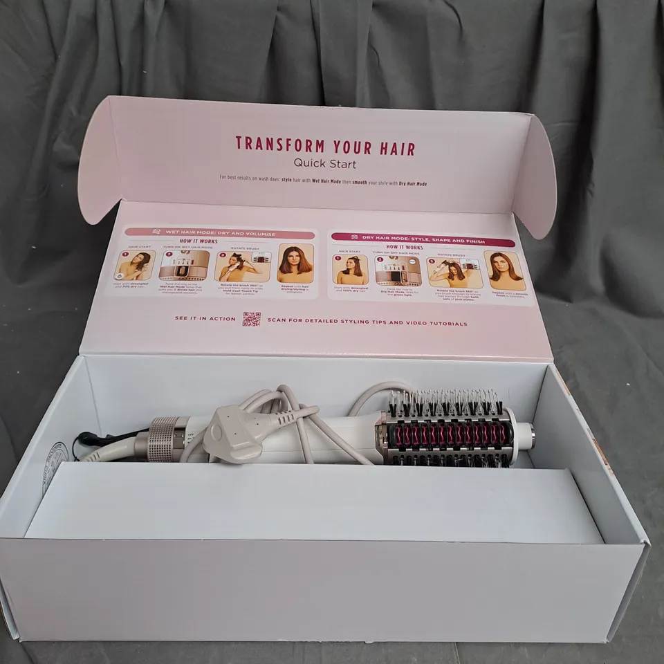 BOXED SHARK SMOOTHSTYLE HOT BRUSH & SMOOTHING COMB