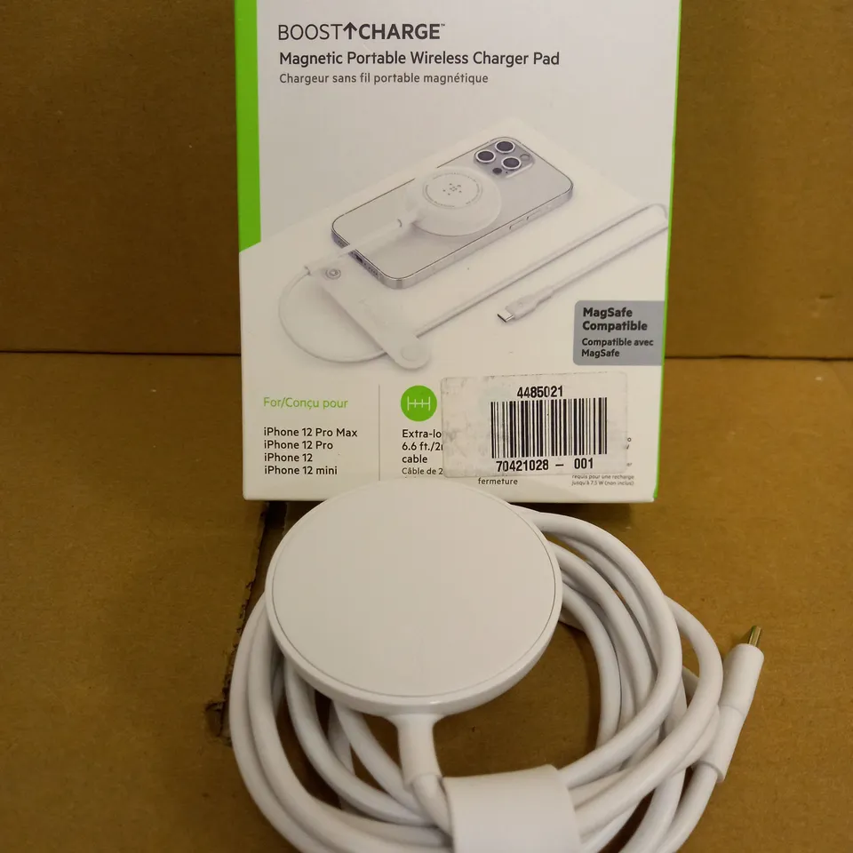 BELKIN BOOST CHARGE MAGNETIC PORTABLE WIRELESS CHARGER PAD