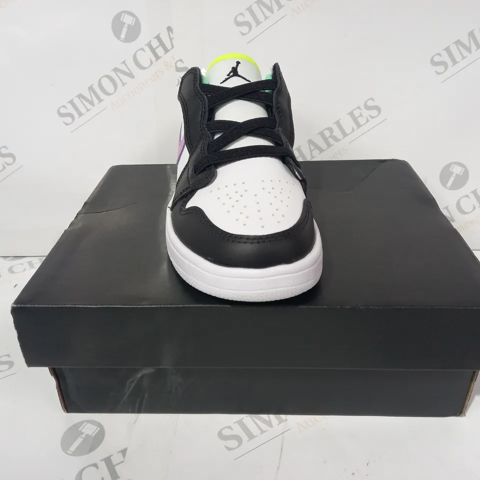 BOXED PAIR OF NIKE AIR JORDAN KIDS SHOES IN BLACK/WHITE/VIOLET/MINT GREEN UK SIZE 11.5
