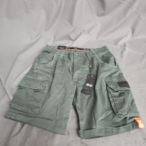 CROSSHATCH LUTONS SHORTS IN OLIVE SIZE 30W