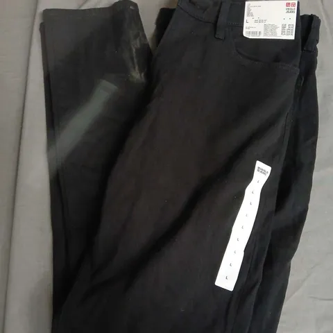 UNIQLO EZY ULTRA STRETCH JEANS N BLACK - W 33-36inch