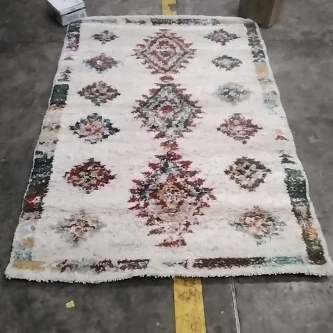 BOTKIN SOUTHWESTERN AREA RUG APPROXIMATELY 170X120CM