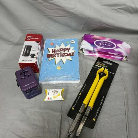 APPROXIMATELY 15 ASSORTED HOUSEHOLD ITEMS TO INCLUDE UTILITY TONGUE, BIRTHDAY CARDS, EAR PLUGS ETC 