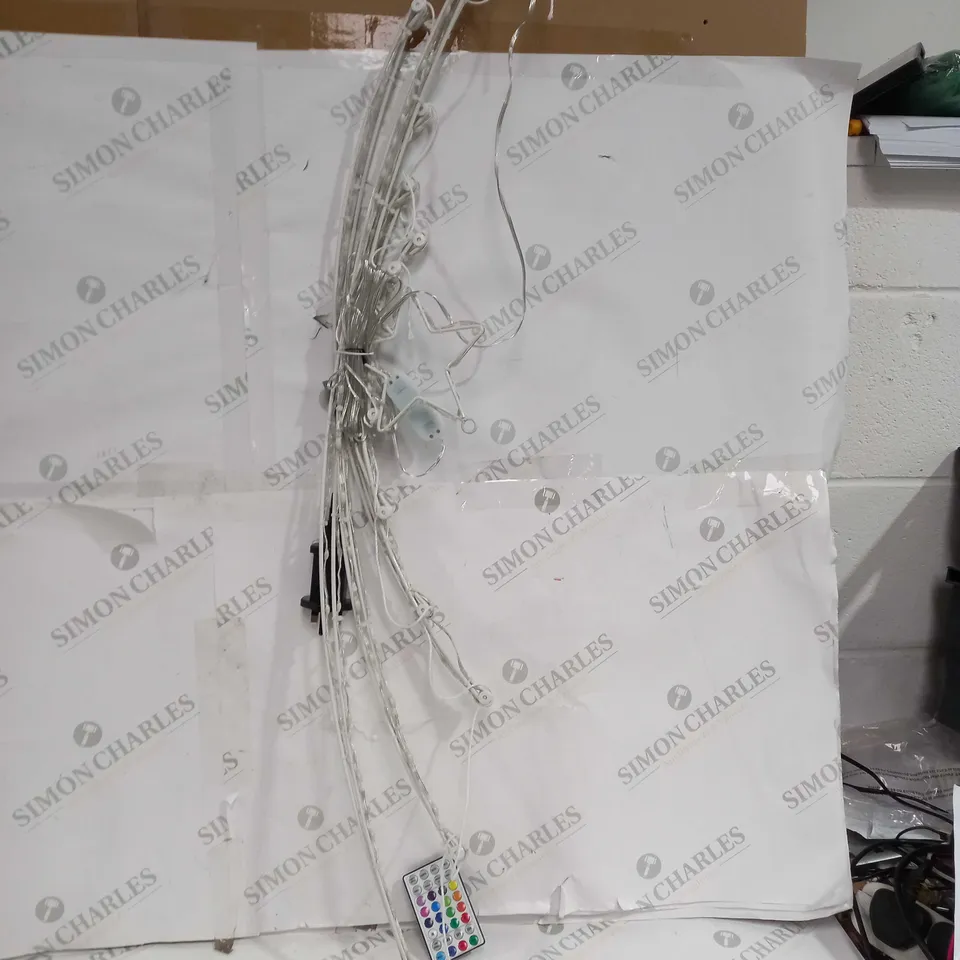 LARGE WALL HANGING TREE - COLLECTION ONLY