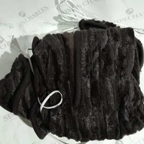 COZEE HOME FAUX FUR HEATED THROW, CHOCOLATE