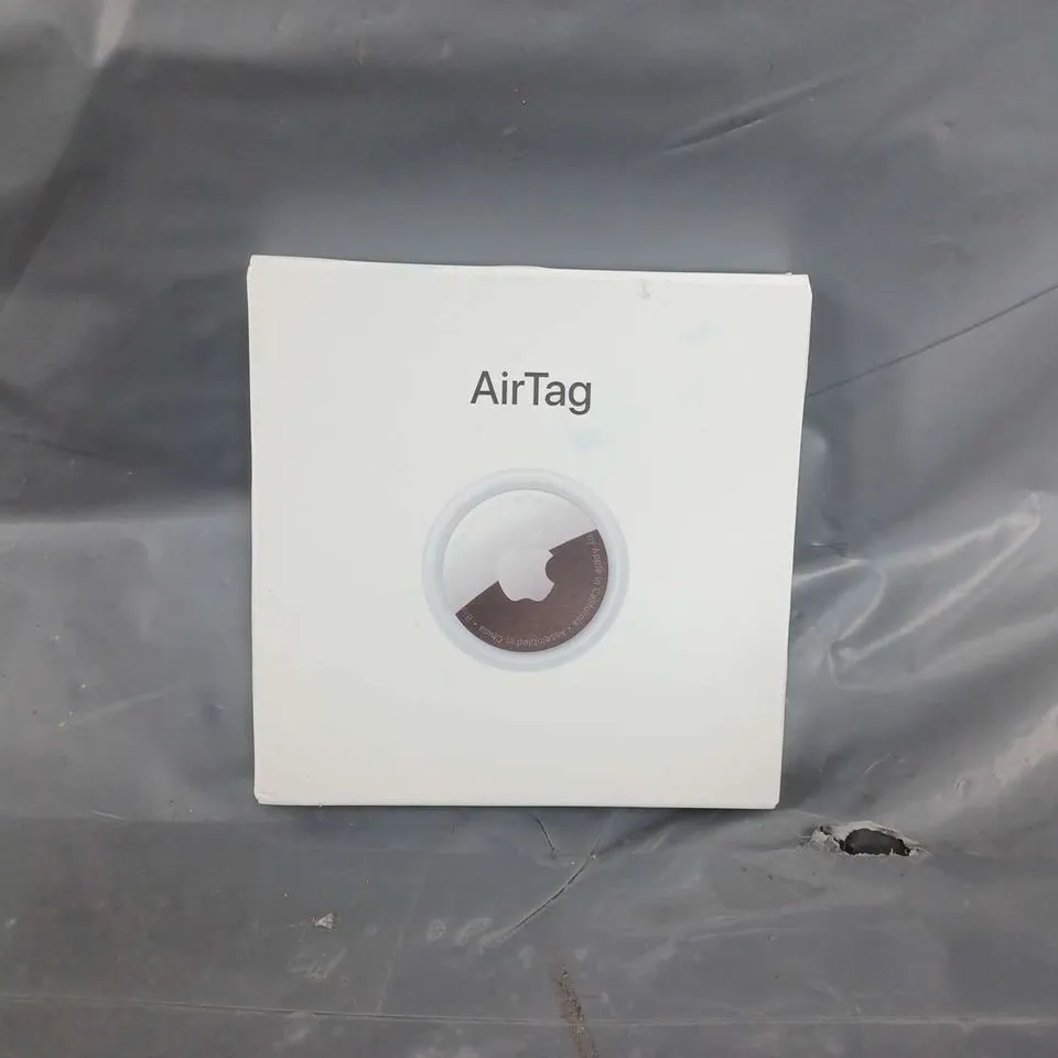BOXED APPLE AIRTAG A2187