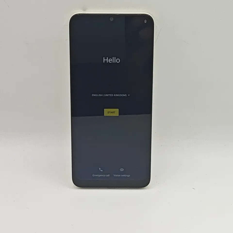 UNBOXED MOTOROLA E13 64GB IN WHITE