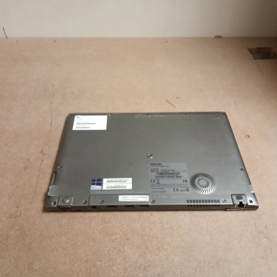 TOSHIBA PORTEGE Z930-14N LAPTOP