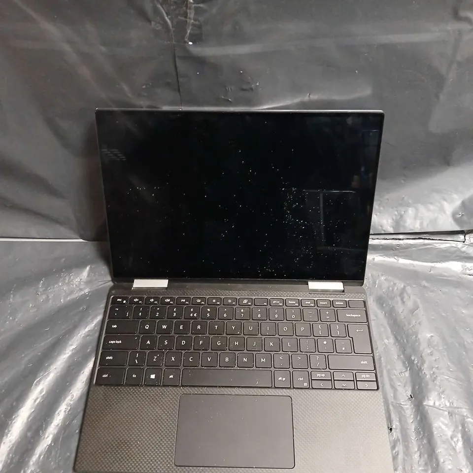 DELL XPS LAPTOP – SILVER
