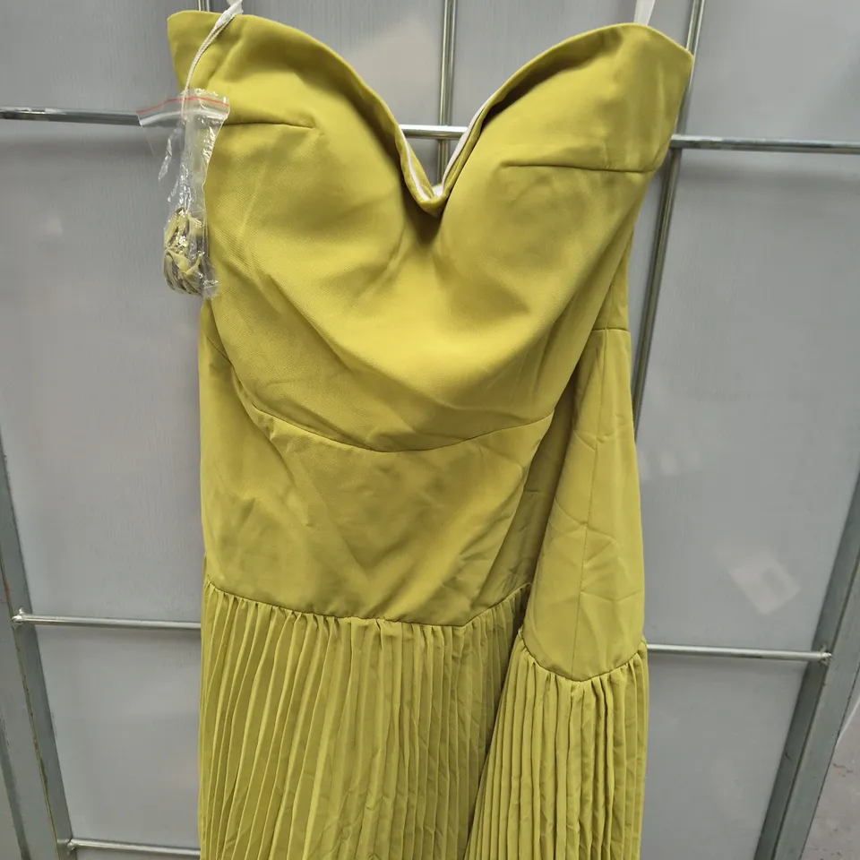 AZAZIE YULIANA DRESS – LEMONGRASS, UK 14