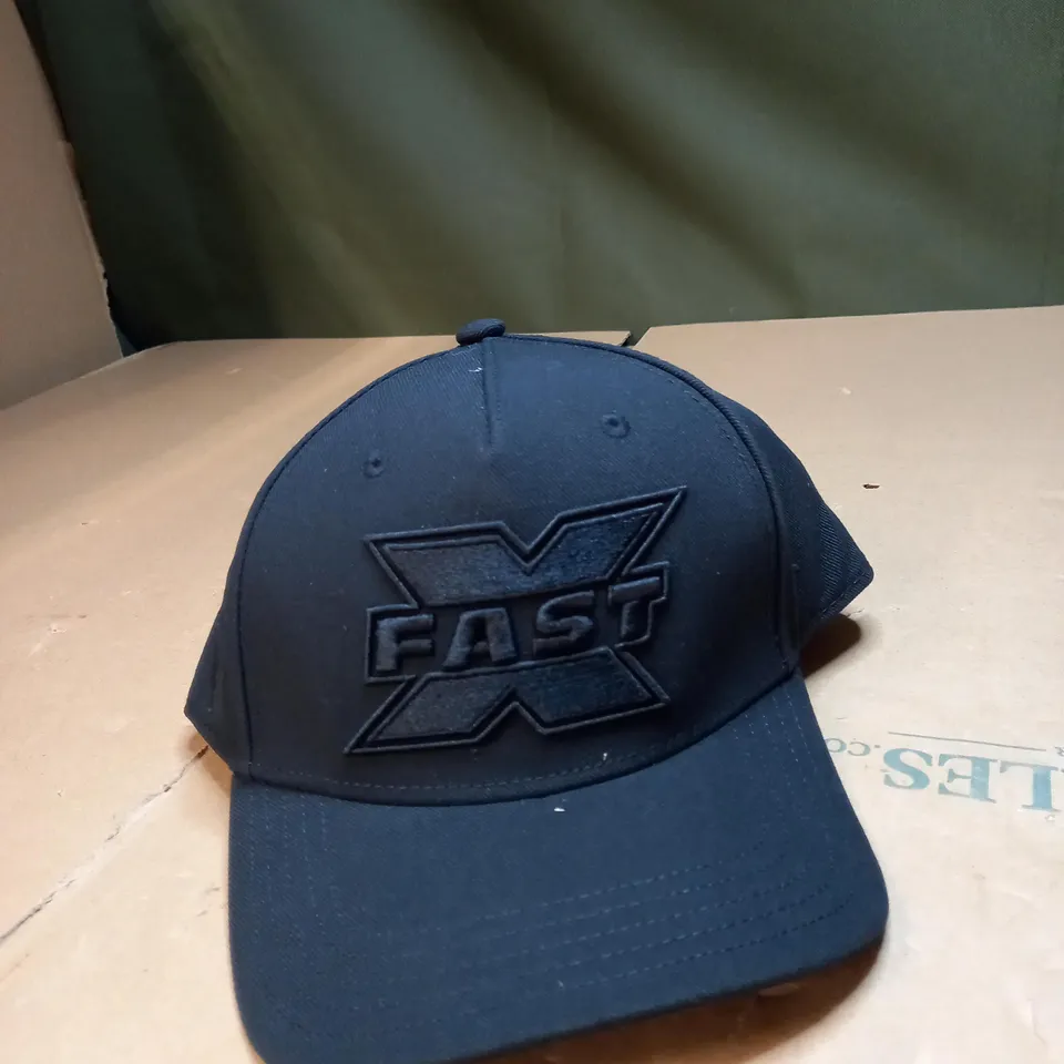 FAST X BLACK CAP 