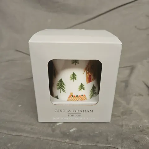 APPROXIMATELY 35 GISELA GRAHAM NEW BONE CHINA SMALL CHRISTMAS THEMED JUGS 