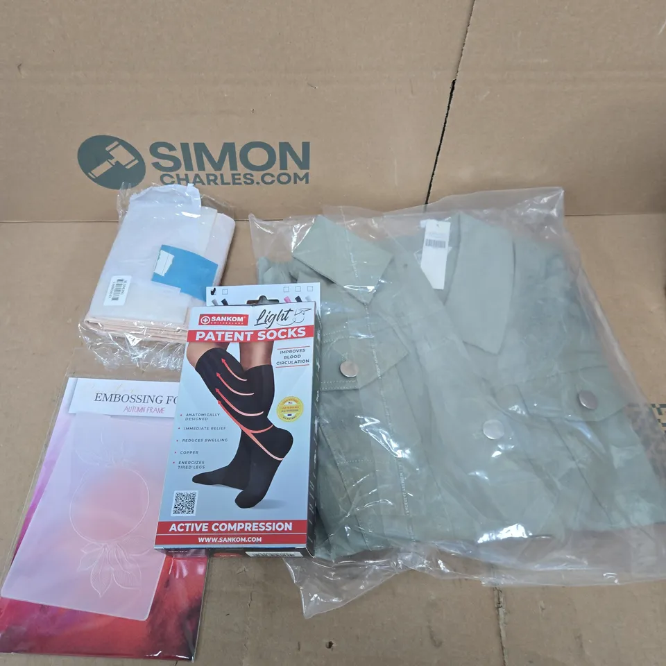 APPROXIMATELY 20 ASSORTED HOUSEHOLD PRODUCTS TO INCLUDE CLOTHING, EMBOSSING FOLDER, PURSE ETC 