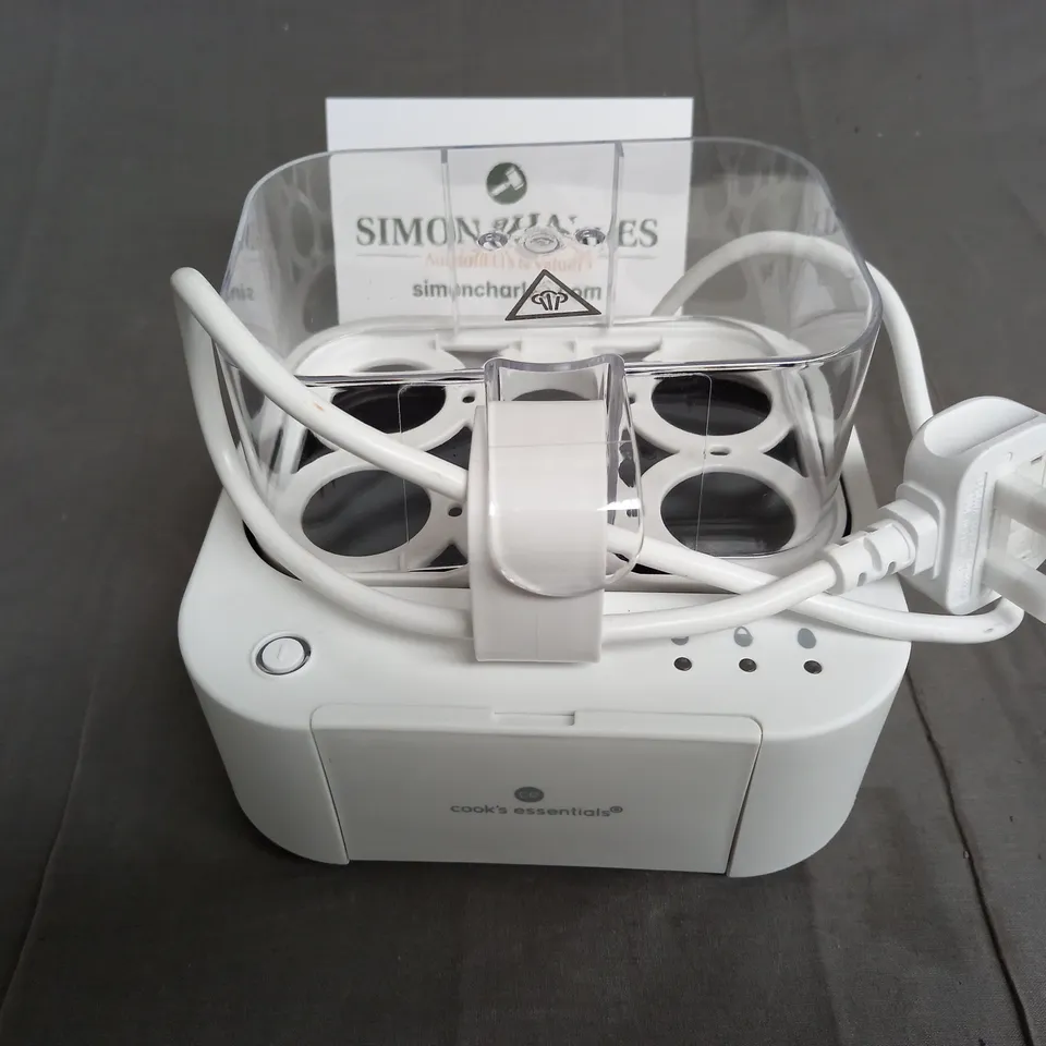 COOK'S ESSENTIALS THE SMART TALKING EGG COOKER