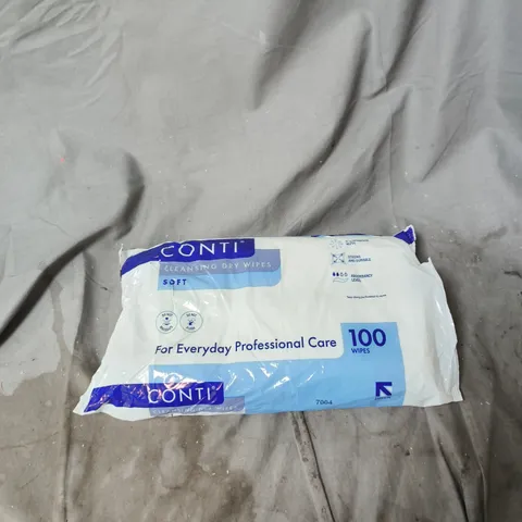 BOX OF APPROXIMATELY 20 ASSORTED HOUSEHOLD ITEMS INCLUDING CONTI CLEANSING DRY WIPES , PLASTIC CHOPPING BOARDS AND DOG TOY 