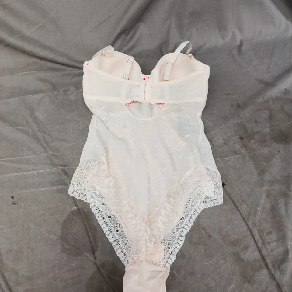 B BY TED BAKER LONDON - WHITE LACE MESH BODYSUIT - 36D