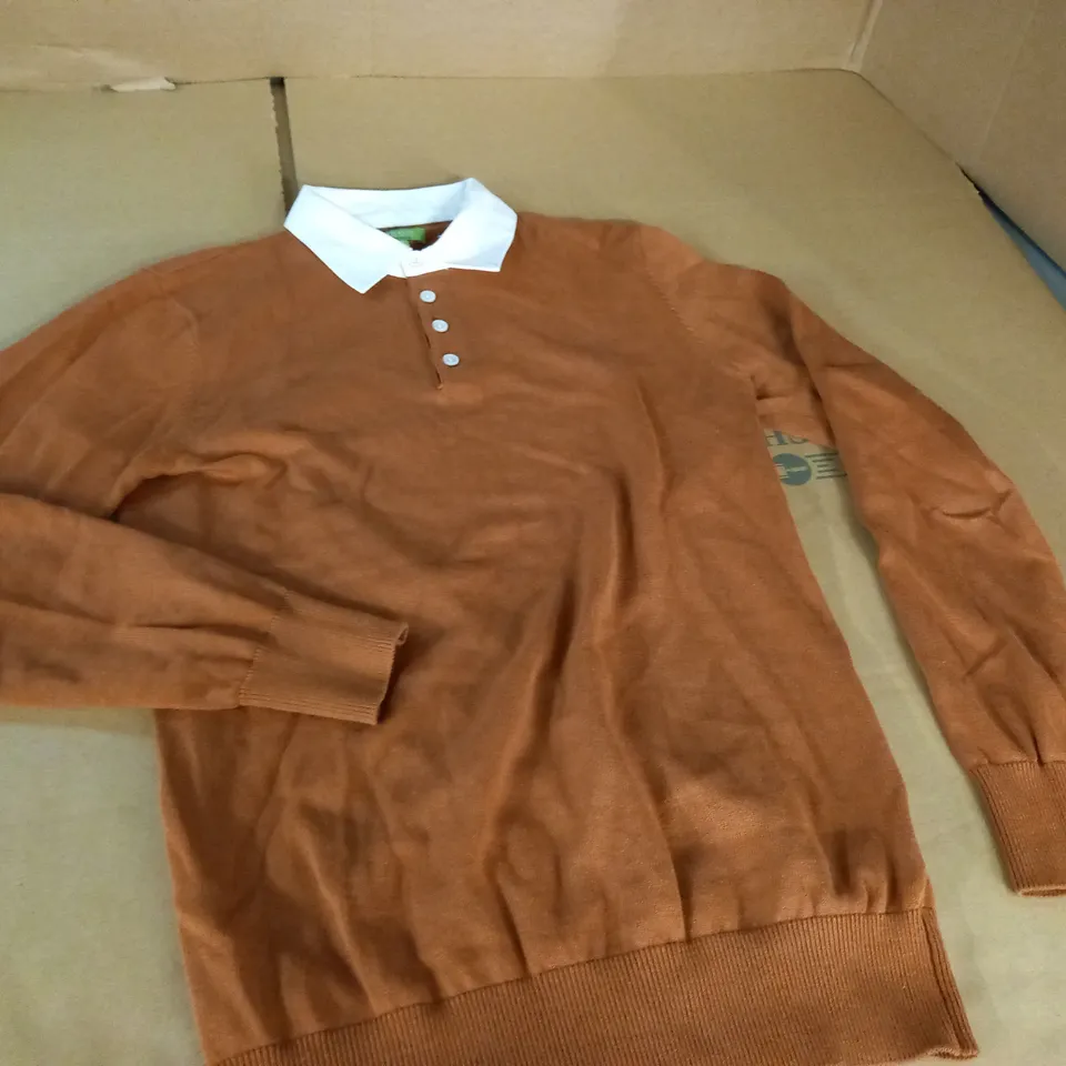 GIANNI FERAUD KNITTED POLO JUMPER IN BROWN - S