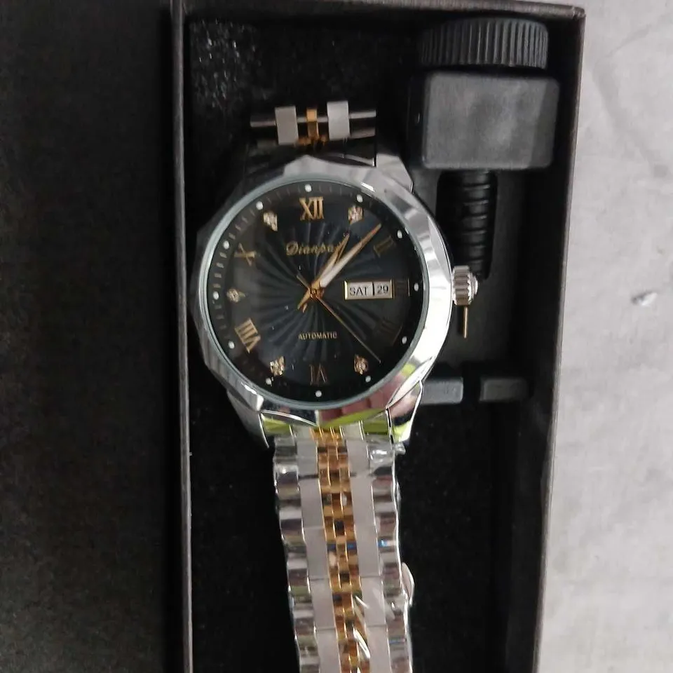 DIANPAI TWO-TONE STAINLESS STEEL AUTOMATIC WRISTWATCH – DAY/DATE, BOXED 