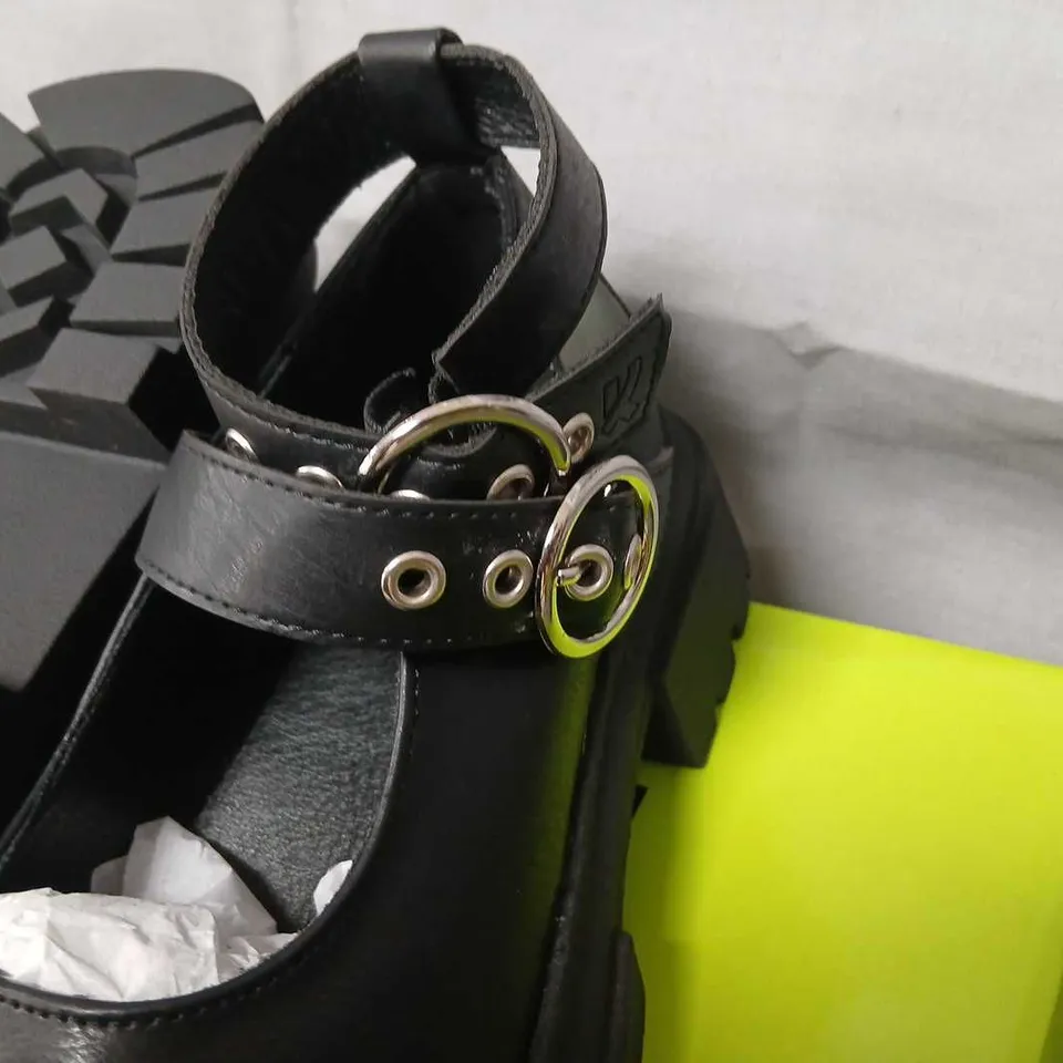 BRAND NEW BOXED KOI KIDZ LOVEBUG MEADOW MARY JANE SHOES, BLACK, UK 13