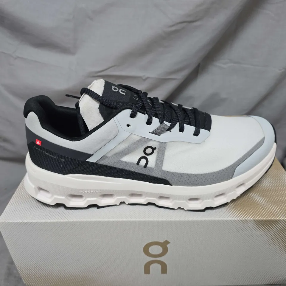 BOXED PAIR OF ON CLOUDVISTA 2 IN GLACIER/ECLIPSE - UK 9.5