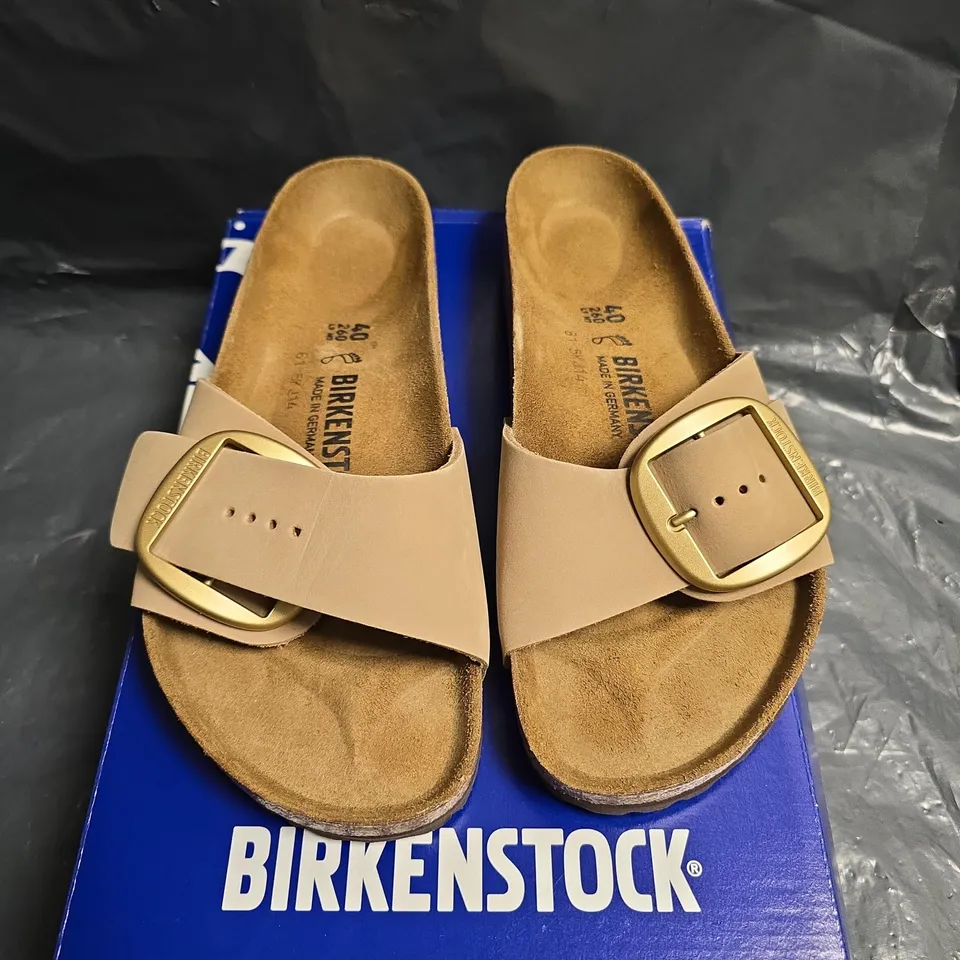 BIRKENSTOCK MADRID BIG BUCKLE SANDALS – BEIGE UK 7 (EU 40)