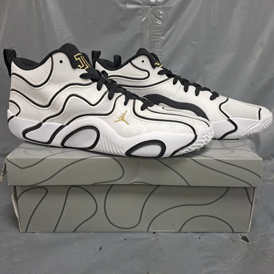 BOXED PAIR OF NIKE JORDAN TATUM 3 SHOES IN WHITE/BLACK/GOLD SIZE UK 13